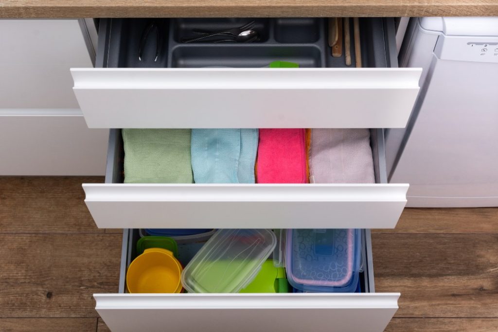 kitchen cabinet drawer slides